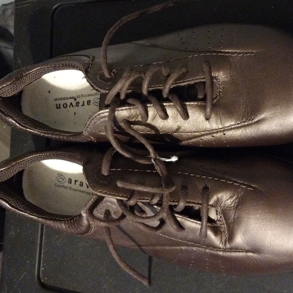 Aravon by New Balance - Picture 1 of 5